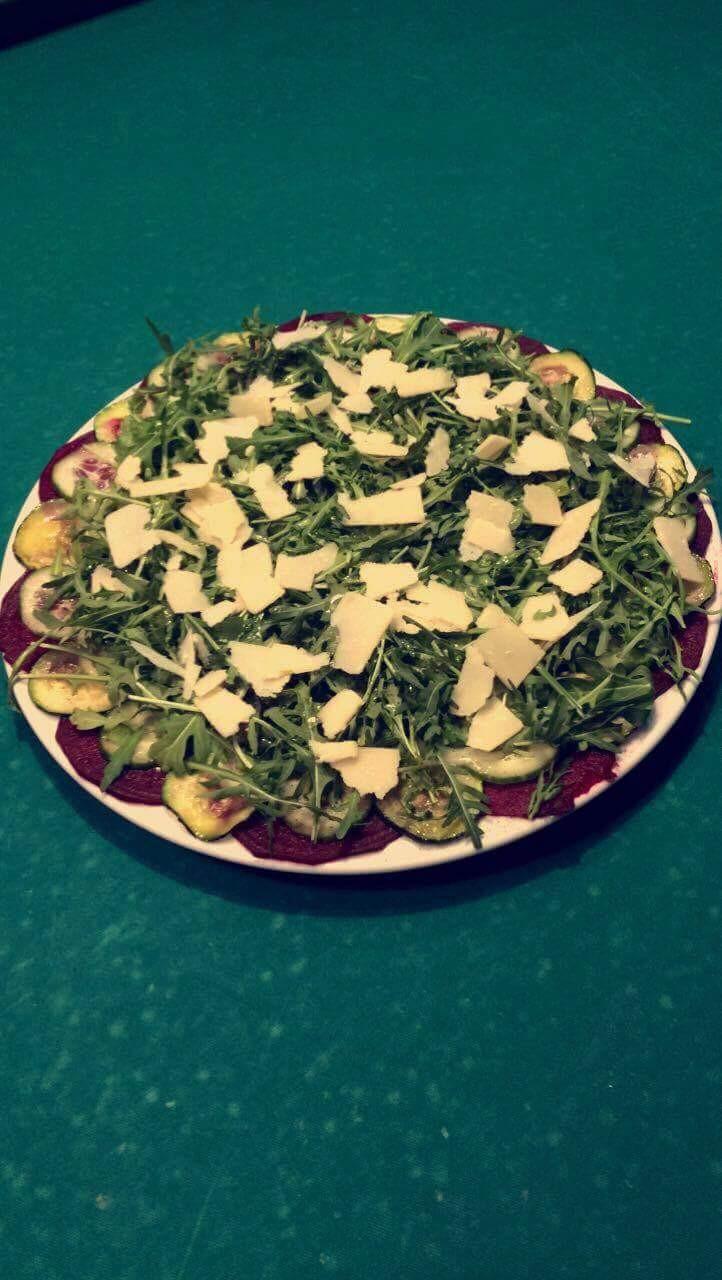 CARPACCIO Z PIECZONEGO BURAKA (burak, ogórek, grilowana cukinia,