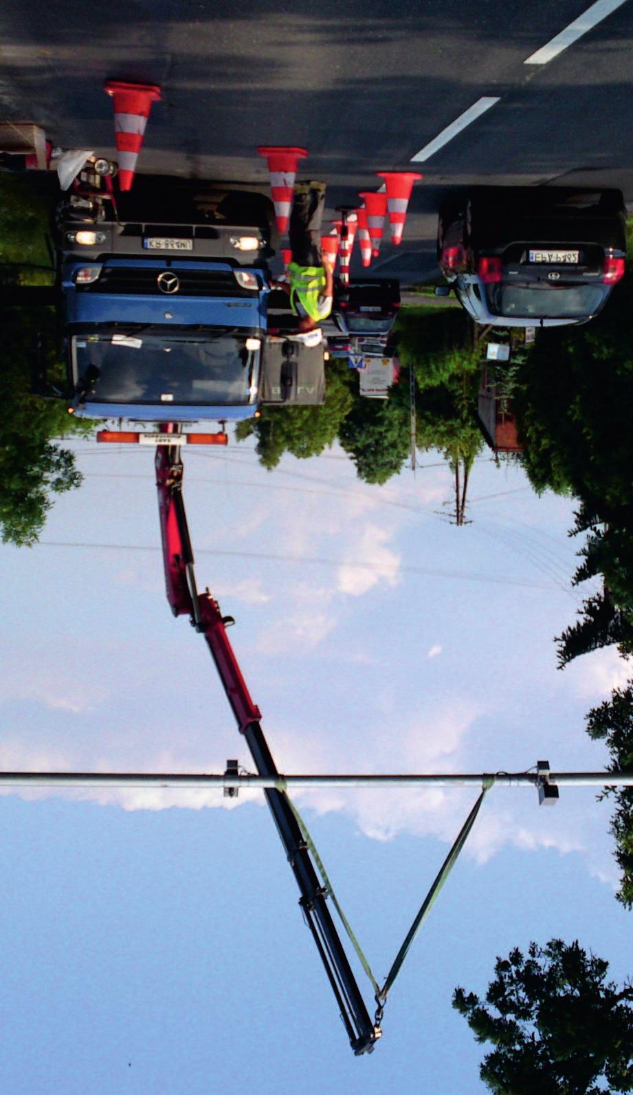 autostradach, drogach wojewódzkich oraz w większych polskich