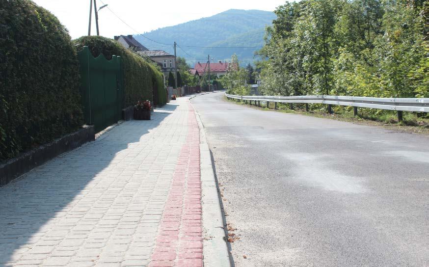 Wykonano remont chodnika na ulicy Nadbrzeżnej w Łącku.