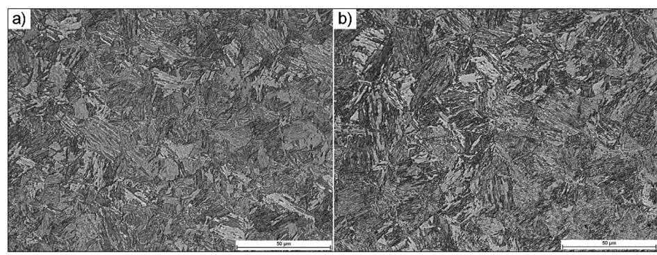 Fig. 2. Microstructures of Brinar steels as-delivered: a) Brinar 400; b) Brinar 500. Fine-grained hardening structures with no clear banding features. Etched with 2% HNO3; LM Rys. 2. Mikrostruktura stali Brinar w stanie dostarczenia: a) stal Brinar 400; b) stal Brinar 500.