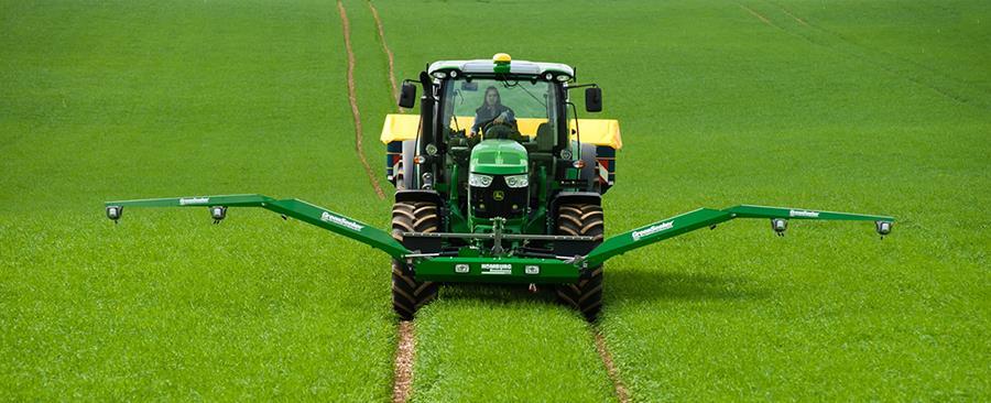 FarmFacts Greenseeker Nawożenie azotowe urządzeniem FarmFacts Greenseeker precyzyjnie, ekonomicznie i proekologicznie FarmFacts Greenseeker Urządzenie FarmFacts Greenseeker wykrywa już