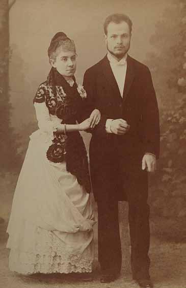 L aîné des fils de Franciszek, Wincenty Lutosławski (1863 1954), ingénieur diplômé en chimie, après ses études à l École Polytechnique de Riga et à Dorpat, entreprit des études philosophiques,