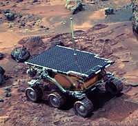 Odwrócenie priorytetów misja Pathfindera Misja sondy marsjańskiej Pathfinder wystrzelonej w 1996 roku jest znana z kilku powodów, z których jednym jest wyjatkowo krótki czas przygotowania i skromny
