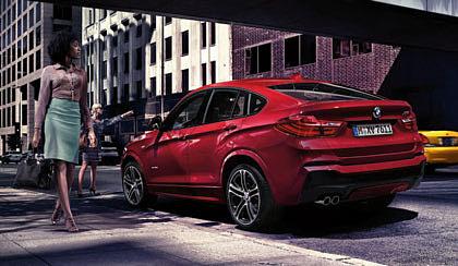 Inteligentny napęd na cztery koła BMW xdrive rozdziela adaptacyjnie moc napędu, zapewniając doskonałą trakcję i zwinność w każdej sytuacji. Pokaż się ze swojej najlepszej strony w BMW X4.