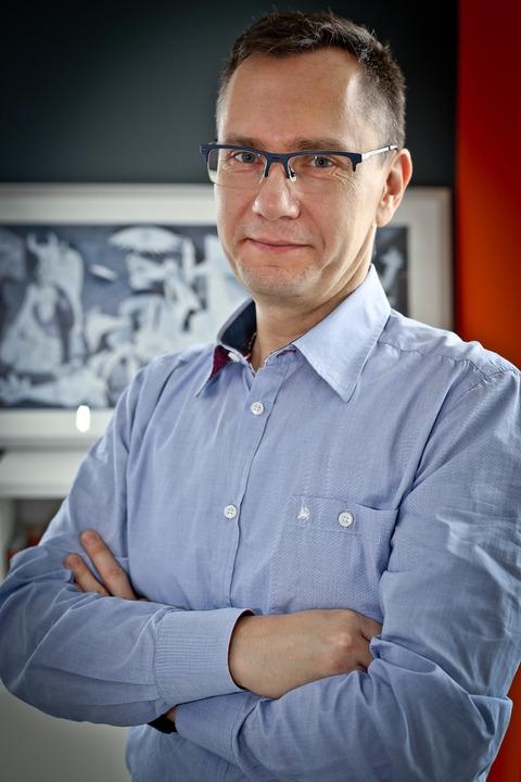 Marek Jędryka Spełniamy marzenia nauczycieli o generatorze testów Klasówki, sprawdziany i testy niestety wiszą nad nami