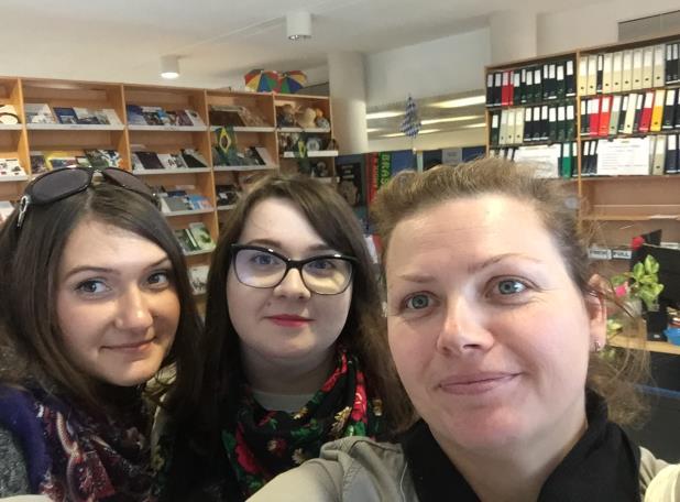 Z początkiem każdego roku akademickiego organizowany jest Orientation Week mający na celu ułatwienie studentom integracje oraz wdrożenie się w życie