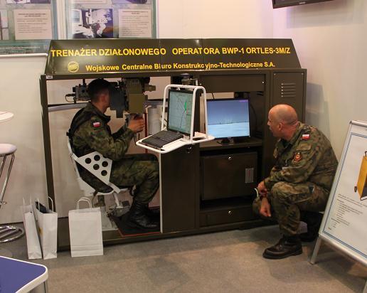 MODERNIZACJA ORTLES-3M/Z Zmodernizowany trenażer ORTLES-3M/Z został zaprezentowany podczas MSPO 2012 w Kielcach.