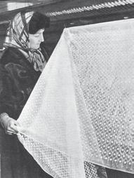 The beginnings of Kalisz s textile history are connected with three factories established in 1878-79 and owned by Majzer, Praszker and Okanowski.