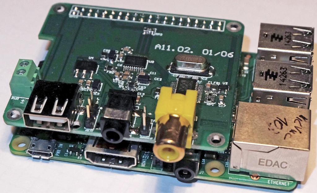 Combo Audio DAC dla Raspberry PI W większości aplikacji multimedialnych Raspberry PI dobrze jest mieć dwa rodzaje wyjść sygnału audio: analogowe i cyfrowe.