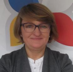 Myroslava Keryk historyczka, socjolożka, specjalistka do spraw migracji i społeczności ukraińskiej w Polsce. Jest prezeską Fundacji,,Nasz Wybór'' oraz redaktorką miesięcznika "Nasz Wybir".