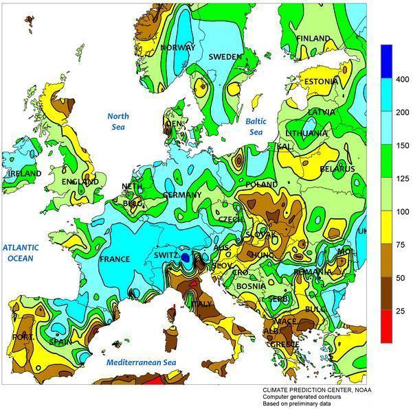 6 MAPA 2 Odchylenie wielkości opadów atmosferycznych od