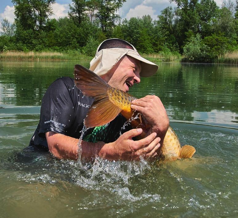 intensywnego karpiowania. Big Pit Carp FD370i MegaBI ML CRP FD upernowoczesne kołowrotki karpiowe do połowu na bardzo dużych odległościach, zaprojektowane przez japońską firmę RYOBI.