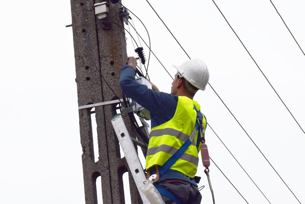 Przykładowa sieć napowietrzna FTTH objęła blisko 400