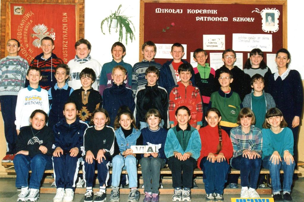 Klasa VI A z wychowawczynią p.