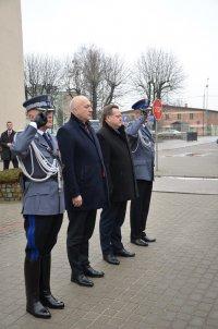 Marek Kubiak Dyrektor Rządowego Centrum Bezpieczeństwa oraz jego zastępca Pan Grzegorz Świszcz, nadbryg. Dr hab. inż. Paweł Kępka Rektor-Komendant S\koły Głównej Służby Pożarniczej, ks.