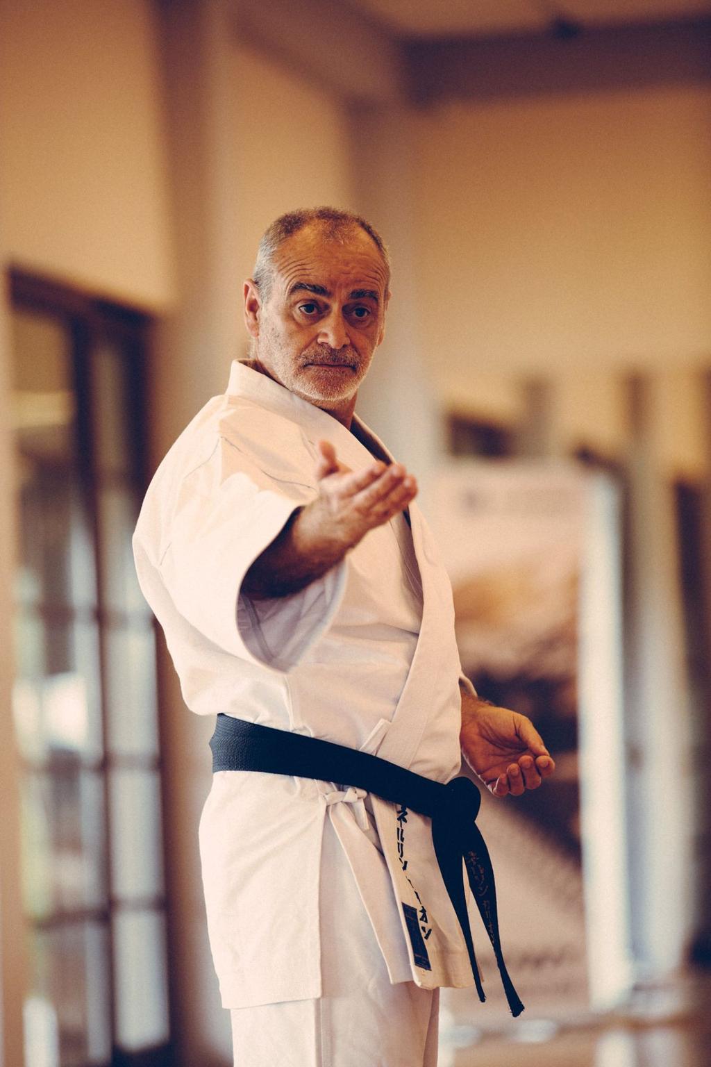 Nelson Carrion jest Dyrektorem Generalnym Instytutu Tradycyjnego Karate-do (Traditional Karate Do Institute - TKI) organizacji, którą założył w 1997 roku.