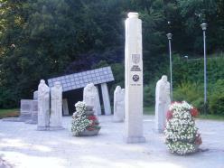 Wałbrzych - Sobięcin Cmentarz Pomnik Pomnik