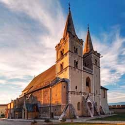 Na przełomie XII i XIII wieku było siedzibą prepozyta spiskiego, a od 1776 roku biskupa spiskiego. W XIII wieku zyskało status miasta notarialnego.