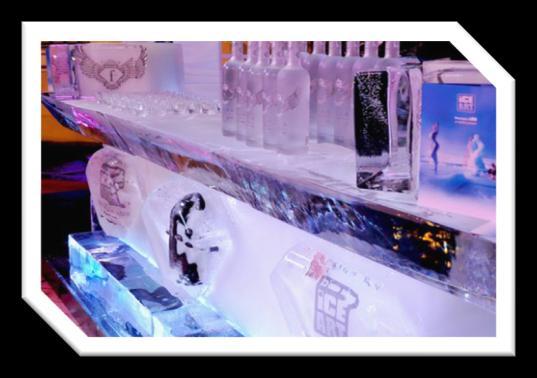 ice bar z naczyniami