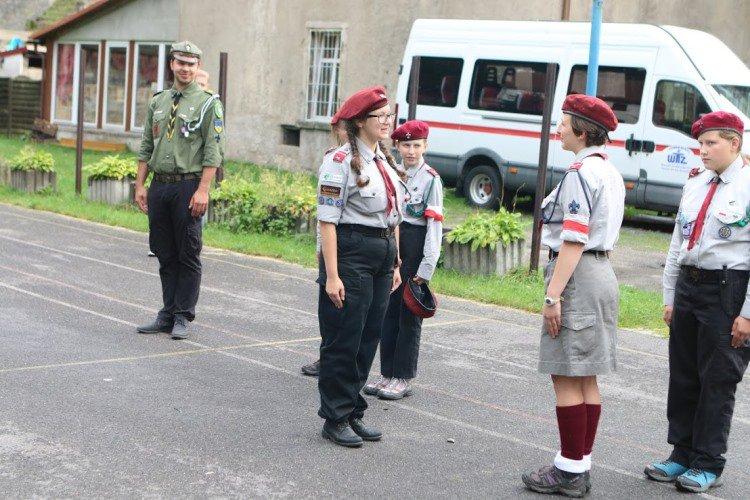 Często wygrywają te drugie, a na szkołę staram się znajdować czas w tygodniu.