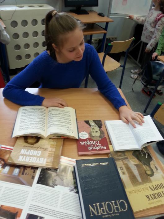 Jego członkowie nie tylko zgłębiają tajniki wiedzy bibliotecznej i historii księgarstwa, ale aktywnie