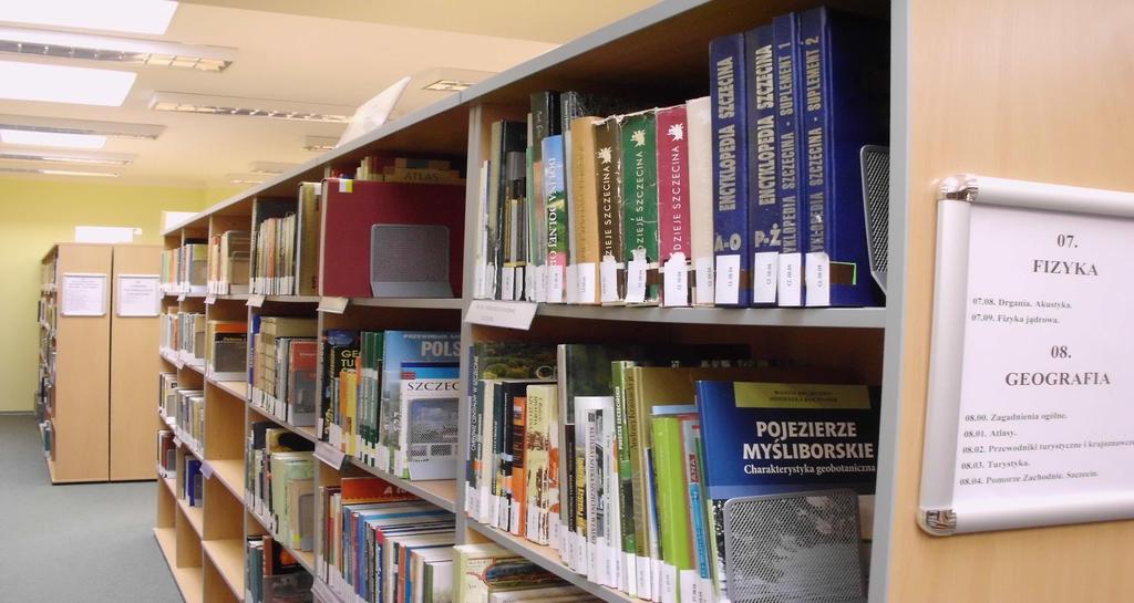 Udostępnianie zbiorów У автоматизованій бібліотечній системі зареєстровано 20 000 користувачів. До їхніх послуг 93 автоматизованих робочих місця з доступом до Internetu і до електронного каталогу.