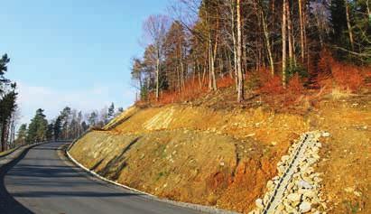 Ponadto 125 km sieci wodociągowej z czterema zbiornikami wody pitnej na terenie wymienionych wyżej gmin oraz oczyszczalnie ścieków w Jaszczurowej, Stryszowie i Zembrzycach.