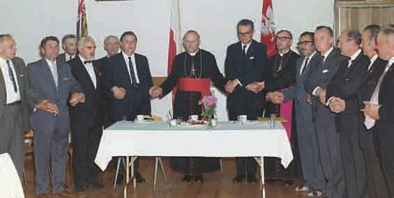 T o r o n t o Wasz udział w życiu Kanady jest bardzo wartościowy, a wasza nowa ojczyzna wysoko ten udział wasz ocenia.