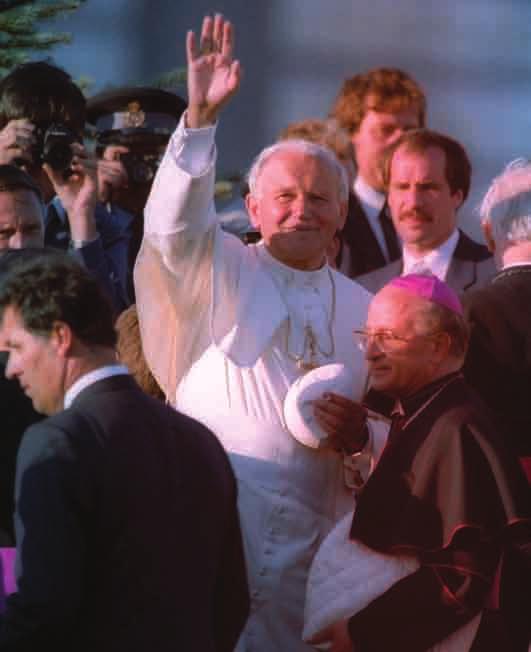 John Paul II Frères et Sœurs, nous persévérerons dans la foi, dont nous avons célébré ensemble.