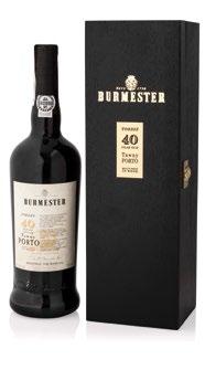 BURMESTER 10 ANOS TAWNY PORTO Piękny czerwony kolor z ceglastym odcieniem. Zapach dżemu malinowego, miodu, toffi, cykorii, skóry, konopi i przypraw.