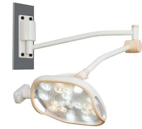 Źródłem światła w lampie zabiegowej LUVIS model S200 jest w 18 żarówek LED zgrupowanych w jednej głowicy świetlnej osadzonej na dwuramiennym wysięgniku umożliwiającym swobodne kierowanie światła na