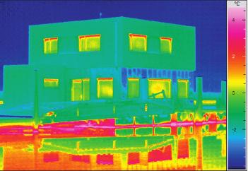 4.2.2. Thermographic examinations The Figures 24, 25 and 26 show the three floating houses as a thermophysical picture shown before in the Figures 5,