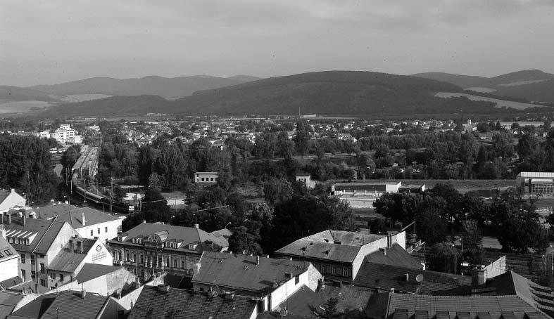 Kultúrna a sociálna diverzita na Slovensku III Panoráma mesta, pohľad z hradu. Foto M.