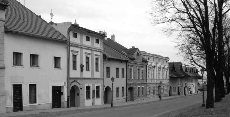 Poprad brána do Tatier viacerých medzimestských cechov. Tento fakt predurčoval Spišskú Sobotu na pozíciu nielen hospodárskeho, ale aj kultúrno-historického centra.