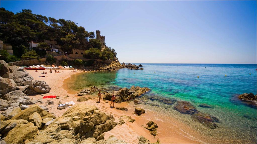 MIEJSCE Wybrzeże Costa Brava oraz Costa del Maresme wspaniałe plaże, krystalicznie czyste morze zalesione zatoczki, wysokie klify, zapewniają odpoczynek na najwyższym