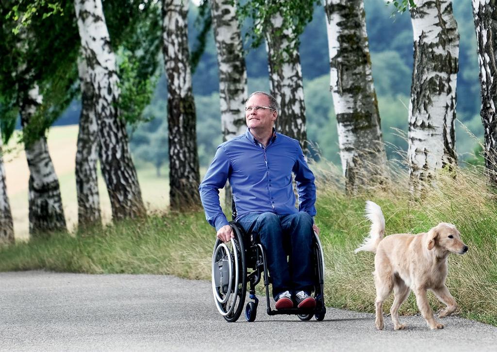 nowoczesny wygląd cechy i korzyści wheeldrive specjalnie dla ciebie // ŁATWY W TRANSPORCIE I PODRÓŻY SAMOLOTEM Koła WheelDrive można szybko zdemontować z wózka, co ułatwia jego przewożenie