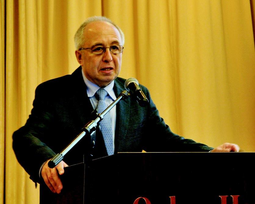 Andrzej Wiêcek. (fot. Janusz Ostrowski) Discussion among the panel of experts. First left: prof. Micha³ Nowicki, prof. Magdalena Durlik, prof. Jolanta Ma³yszko, prof. Markus Ketteler, prof.