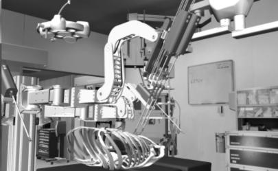 Robin Heart mc 2 jest uniwersalnym robotem modułowym, narzędzia można szybko zdemontować z ramienia robota i sterować nimi ze specjalnego uchwytu w dłoni.