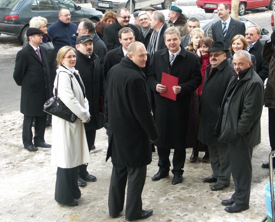 Podsumowanie czteroletniej kadencji Zarządu Reforma powiatowej służby zdrowia, rozwój współpracy międzynarodowej, pozyskiwanie środków unijnych dla powiatu, działania z zakresu poprawy