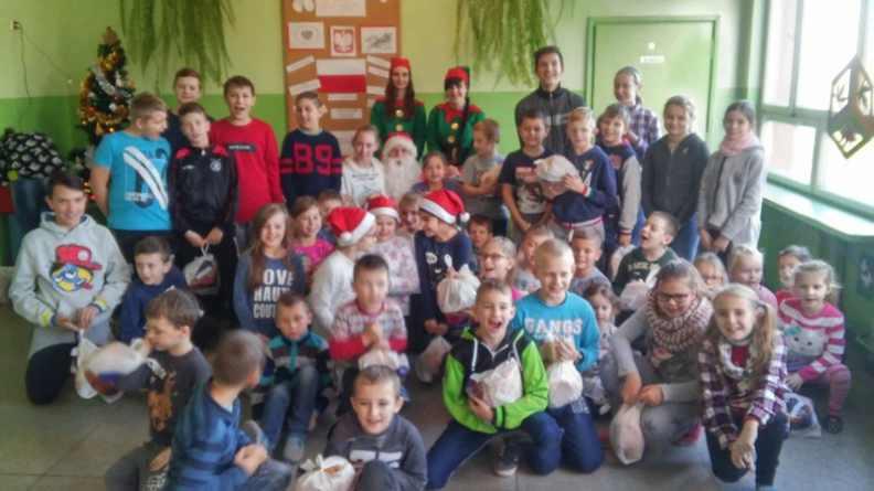 projektów, na które ³¹cznie otrzymano dotacje w wysokoœci 6.500 z³. Najwy sz¹ dotacjê 1.