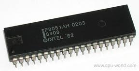Architektura mikrokontrolera MCS51 Co siedzi w środku?... Wersje μc 8051 są nieprawdopodobnie liczne, ale wszystkie posiadają pewne stałe elementy.