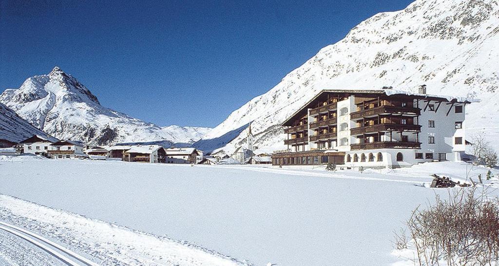 Alpenhotel Tirol położony
