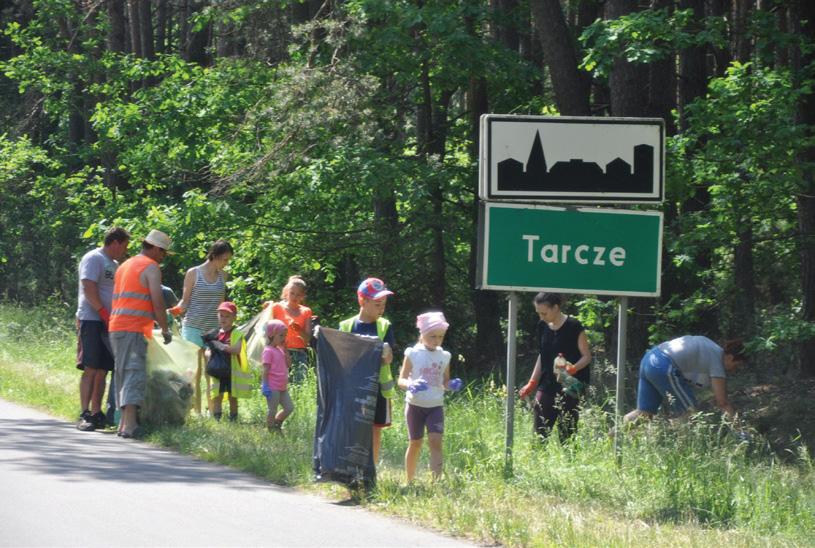 Wiejska strzecha wyraźnie widoczna była aktywizacjamieszkańców do wspólnej pracy na rzecz społecznościlokalnej.