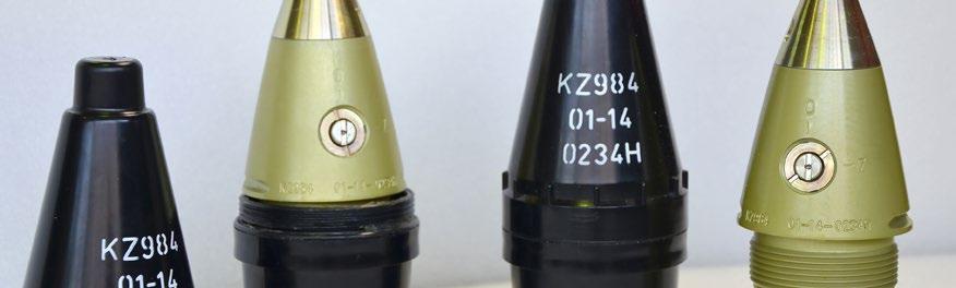 Jest to zapalnik mechaniczny, głowicowy, uderzeniowy o działaniu natychmiastowym (odłamkowym) lub ze zwłoką (burzącym). Artillery fuze KZ984 is used for 155 mm ammunition.