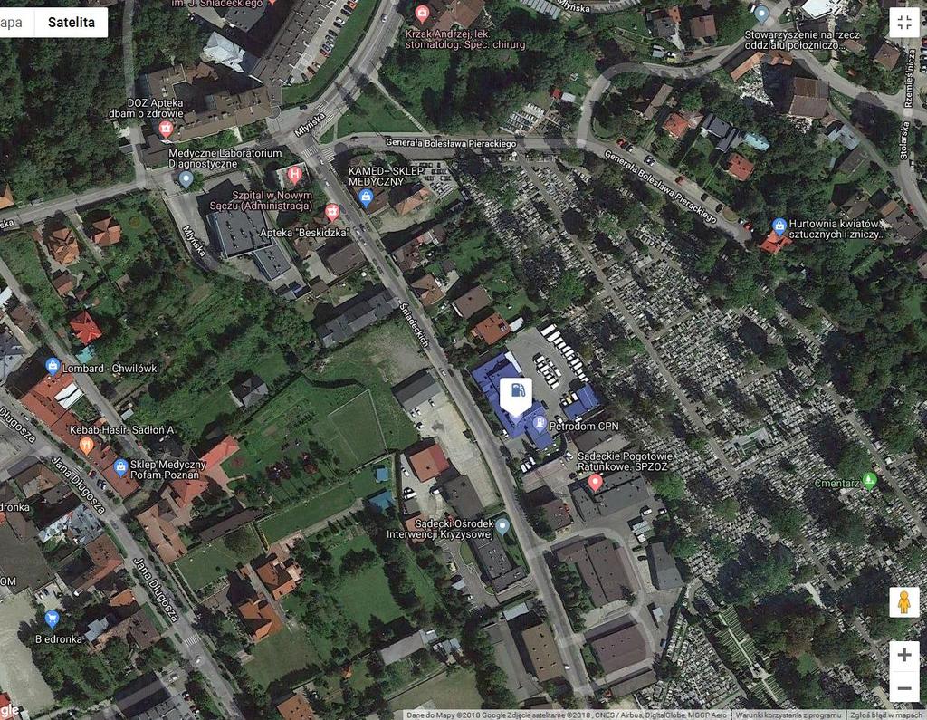 Lokalizacja i dostępność komunikacyjna: Nieruchomość znajduje się w centrum miasta Nowy Sącz, przy ul.
