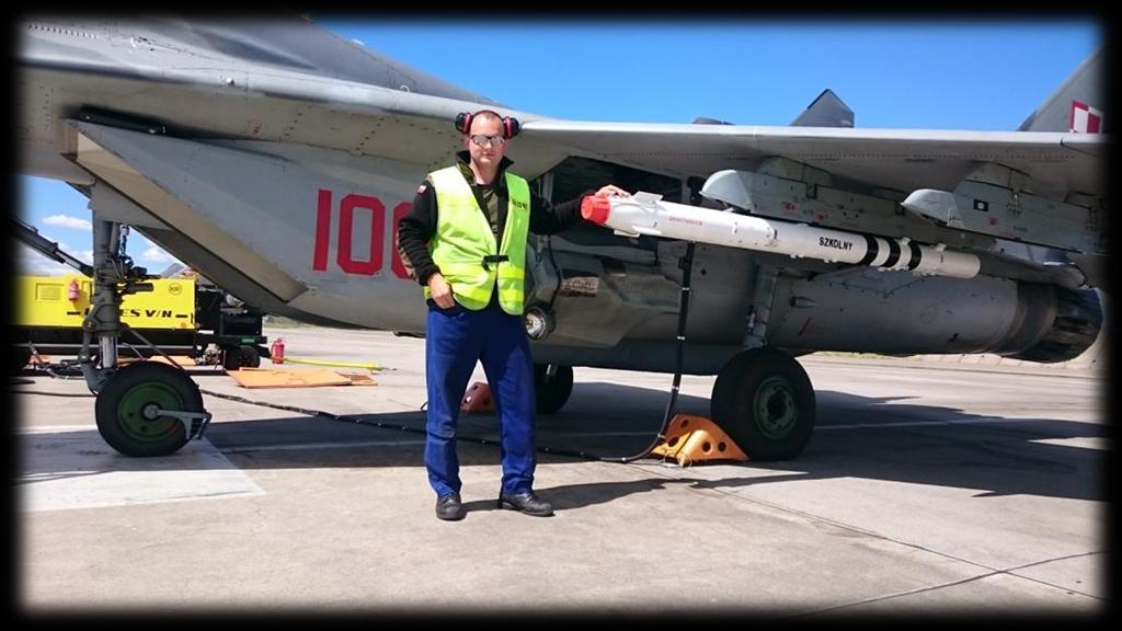 Nasi absolwenci Kamil Romański technik w specjalności uzbrojenie MiG-29