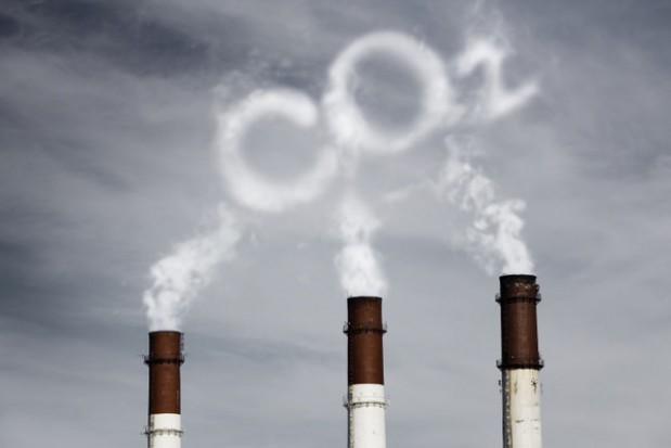 Obliczanie wielkości emisji CO 2 E CO2 = Q x WE gdzie: E CO2 - wielkość