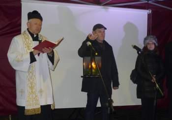 Grudzień, 2017 WIGILIA POD TOLKMICKIM NIEBEM SPOTKANIE MIESZKAŃCÓW I GOŚCI w Tolkmicku - ks.