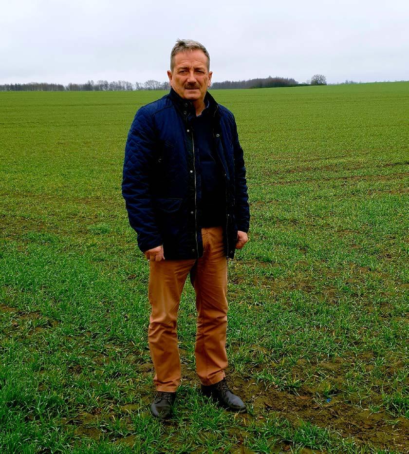 Odmiany zbóż jarych / sezon 9 STRONA Panowie Jerzy Nowak i Jerzy Czyszkowski Strzałkowa, gmina Bierutów, woj. dolnośląskie Od lat prowadzimy gospodarstwo wielkoobszarowe.