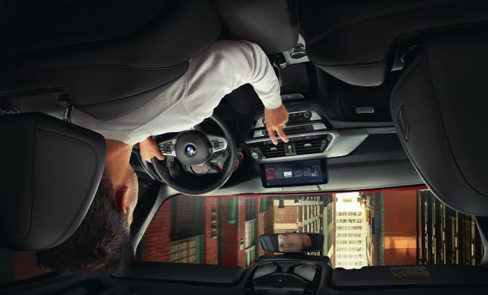 BMW COnneCTeD DRiVe. Z dnia na dzień nasz świat jest coraz bardziej połączony.